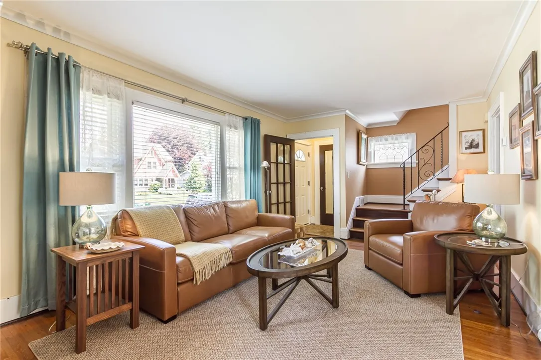 207 Wimbledon Road, Irondequoit, New York 14617, Irondequoit, New York 14617, 3 Bedrooms Bedrooms, 7 Rooms Rooms,2 BathroomsBathrooms,Residential,Closed,207 Wimbledon Road, Irondequoit, New York 14617,0,R1613869
