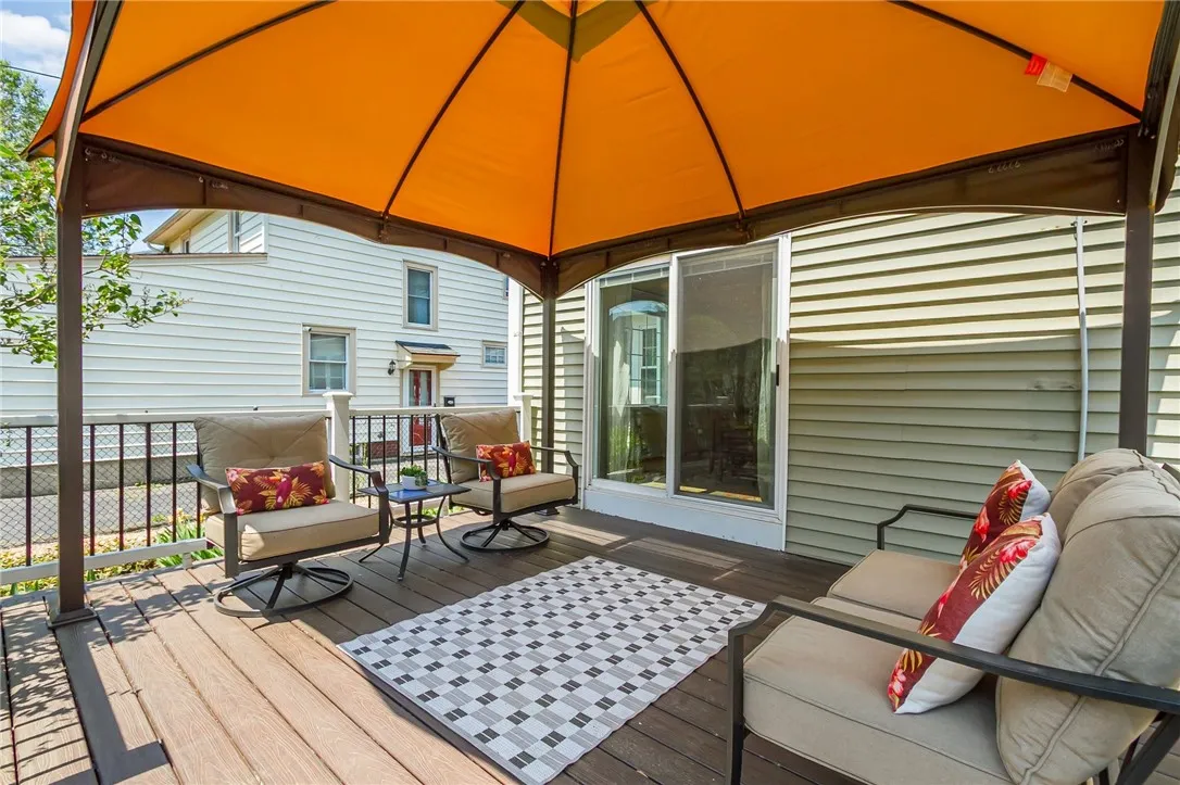 207 Wimbledon Road, Irondequoit, New York 14617, Irondequoit, New York 14617, 3 Bedrooms Bedrooms, 7 Rooms Rooms,2 BathroomsBathrooms,Residential,Closed,207 Wimbledon Road, Irondequoit, New York 14617,0,R1613869