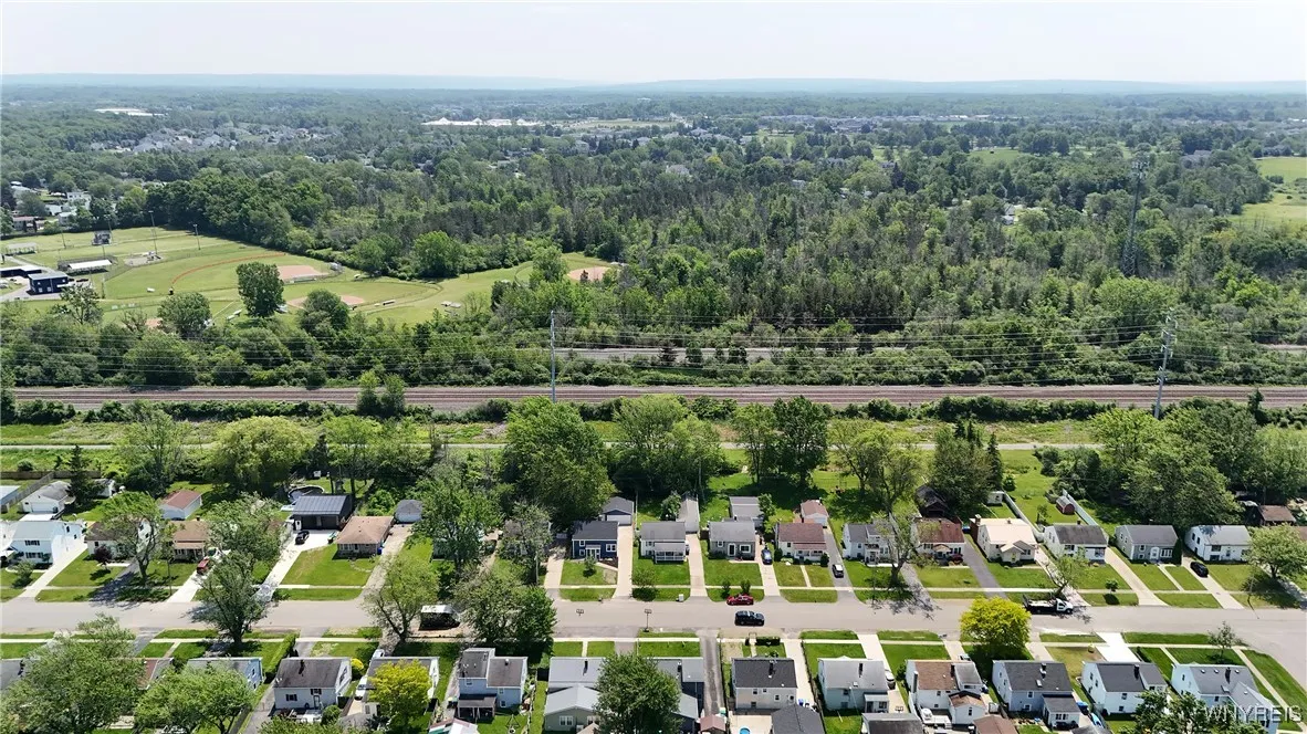 4977 Morgan Parkway, Hamburg, New York 14075, Hamburg, New York 14075, 3 Bedrooms Bedrooms, 6 Rooms Rooms,1 BathroomBathrooms,Residential,Closed,4977 Morgan Parkway, Hamburg, New York 14075,B1613735