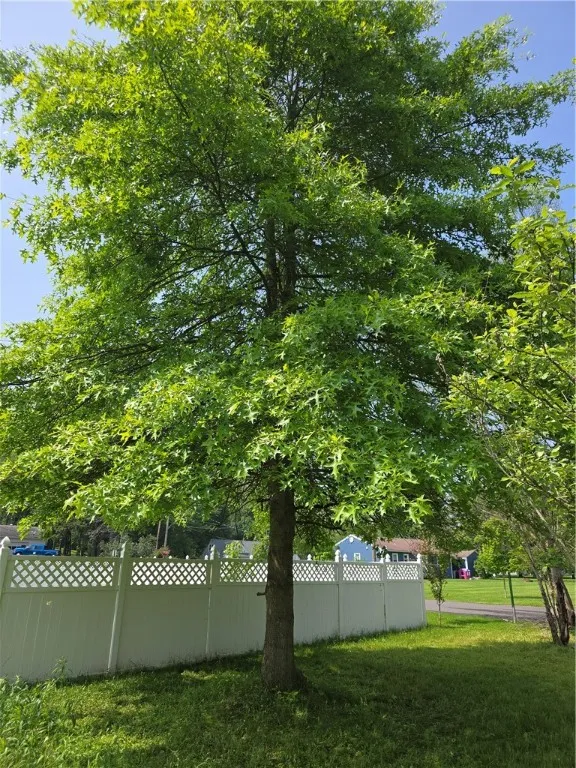 2 Kathleen Street, Oxford, New York 13830, Oxford, New York 13830, 2 Bedrooms Bedrooms, 5 Rooms Rooms,1 BathroomBathrooms,Residential,For Sale,2 Kathleen Street, Oxford, New York 13830,0,R1614069