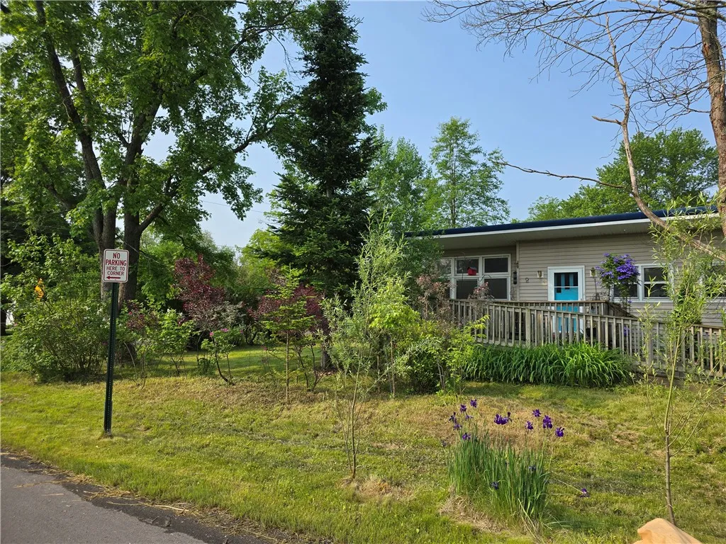 2 Kathleen Street, Oxford, New York 13830, Oxford, New York 13830, 2 Bedrooms Bedrooms, 5 Rooms Rooms,1 BathroomBathrooms,Residential,For Sale,2 Kathleen Street, Oxford, New York 13830,0,R1614069