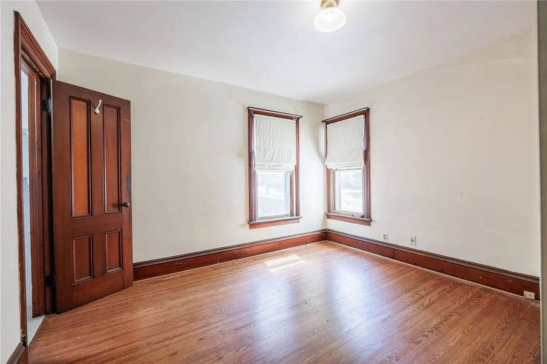 92 South Main Street, Pittsford, New York 14534, Pittsford, New York 14534, 3 Bedrooms Bedrooms, 8 Rooms Rooms,2 BathroomsBathrooms,Residential,Closed,92 South Main Street, Pittsford, New York 14534,0,R1613608