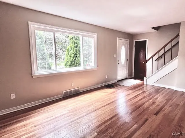Livingroom- Picture Window