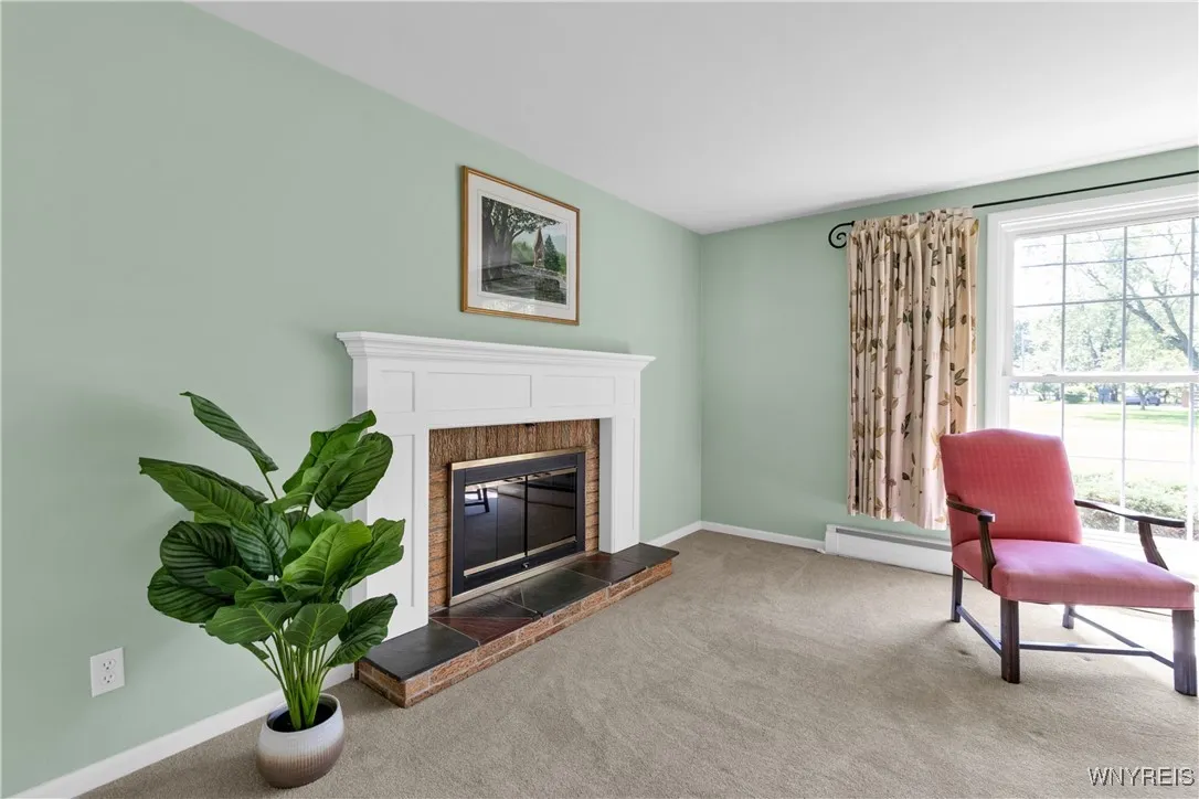 8961 The Fairways, Clarence, New York 14031, Clarence, New York 14031, 4 Bedrooms Bedrooms, 9 Rooms Rooms,1 BathroomBathrooms,Residential,Closed,8961 The Fairways, Clarence, New York 14031,B1614117