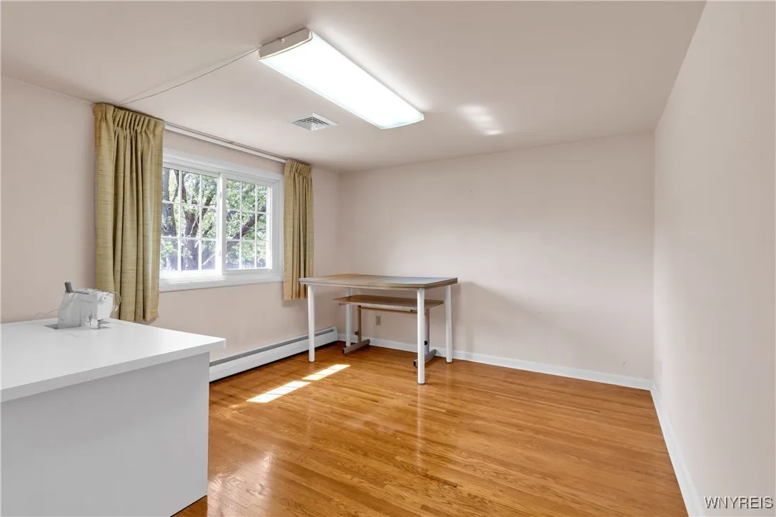 8961 The Fairways, Clarence, New York 14031, Clarence, New York 14031, 4 Bedrooms Bedrooms, 9 Rooms Rooms,1 BathroomBathrooms,Residential,Closed,8961 The Fairways, Clarence, New York 14031,B1614117