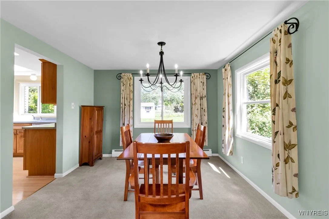 8961 The Fairways, Clarence, New York 14031, Clarence, New York 14031, 4 Bedrooms Bedrooms, 9 Rooms Rooms,1 BathroomBathrooms,Residential,Closed,8961 The Fairways, Clarence, New York 14031,B1614117