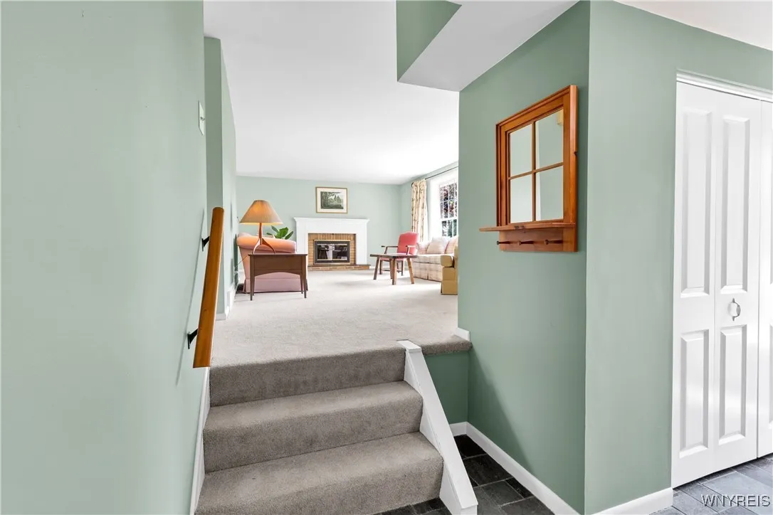 8961 The Fairways, Clarence, New York 14031, Clarence, New York 14031, 4 Bedrooms Bedrooms, 9 Rooms Rooms,1 BathroomBathrooms,Residential,Closed,8961 The Fairways, Clarence, New York 14031,B1614117