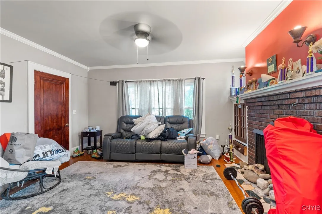 315 Wolcott Avenue, Syracuse, New York 13207, Syracuse, New York 13207, 6 Bedrooms Bedrooms, ,2 BathroomsBathrooms,Residential,For Sale,315 Wolcott Avenue, Syracuse, New York 13207,S1614381