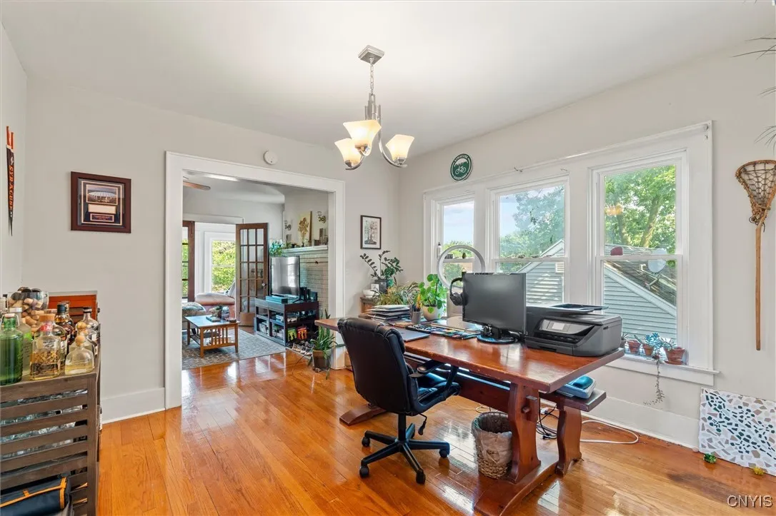 315 Wolcott Avenue, Syracuse, New York 13207, Syracuse, New York 13207, 6 Bedrooms Bedrooms, ,2 BathroomsBathrooms,Residential,For Sale,315 Wolcott Avenue, Syracuse, New York 13207,S1614381