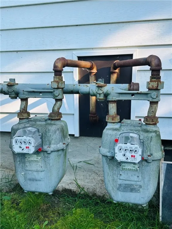 94 North Division Street, Auburn, New York 13021, Auburn, New York 13021, 5 Bedrooms Bedrooms, ,2 BathroomsBathrooms,Residential,Closed,94 North Division Street, Auburn, New York 13021,R1611278