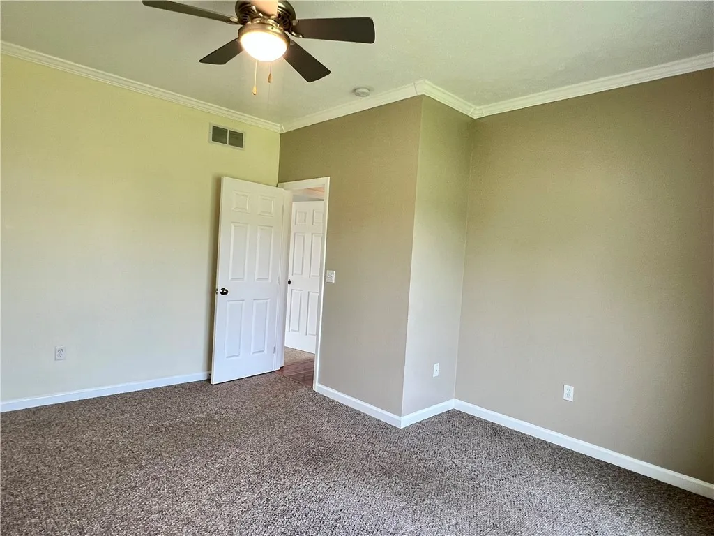 41 West Garden Drive, Gates, New York 14606, Gates, New York 14606, 3 Bedrooms Bedrooms, 7 Rooms Rooms,2 BathroomsBathrooms,Residential,Closed,41 West Garden Drive, Gates, New York 14606,R1614421
