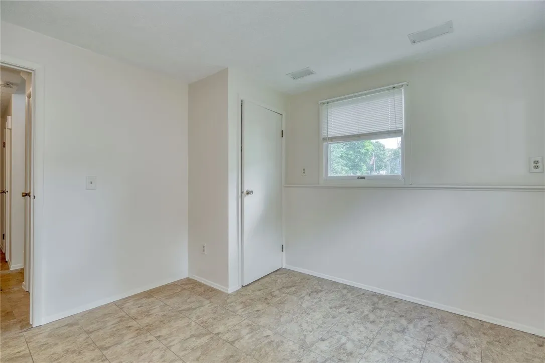 235 Vollmer Parkway, Henrietta, New York 14623, Henrietta, New York 14623, 4 Bedrooms Bedrooms, 7 Rooms Rooms,2 BathroomsBathrooms,Residential,Closed,235 Vollmer Parkway, Henrietta, New York 14623,R1614422