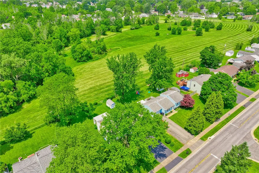 235 Vollmer Parkway, Henrietta, New York 14623, Henrietta, New York 14623, 4 Bedrooms Bedrooms, 7 Rooms Rooms,2 BathroomsBathrooms,Residential,Closed,235 Vollmer Parkway, Henrietta, New York 14623,R1614422