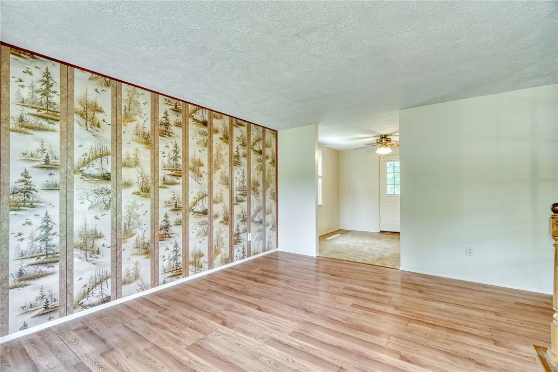 235 Vollmer Parkway, Henrietta, New York 14623, Henrietta, New York 14623, 4 Bedrooms Bedrooms, 7 Rooms Rooms,2 BathroomsBathrooms,Residential,Closed,235 Vollmer Parkway, Henrietta, New York 14623,R1614422
