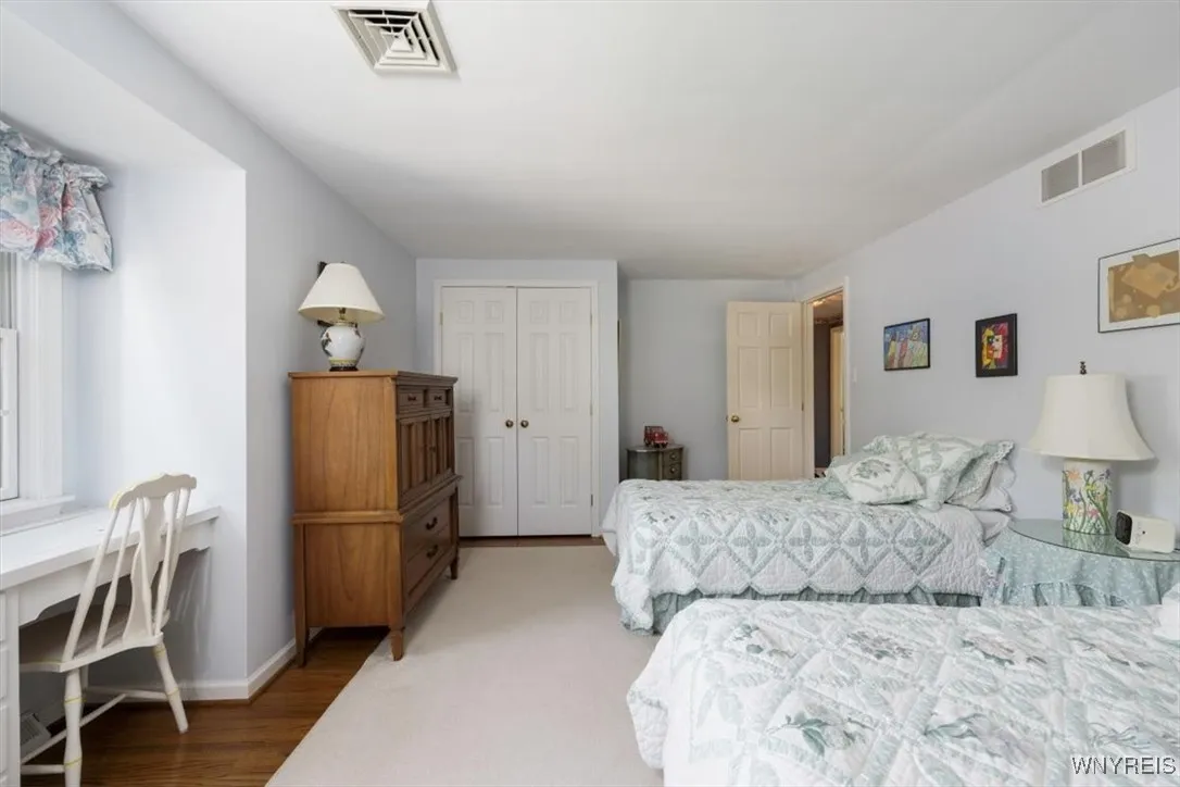 117 Halwill Drive, Amherst, New York 14226, Amherst, New York 14226, 4 Bedrooms Bedrooms, 9 Rooms Rooms,2 BathroomsBathrooms,Residential,Closed,117 Halwill Drive, Amherst, New York 14226,0,B1614165