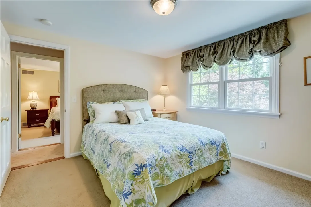 29 Sandpiper Lane Lane, Pittsford, New York 14534, Pittsford, New York 14534, 5 Bedrooms Bedrooms, 11 Rooms Rooms,3 BathroomsBathrooms,Residential,Closed,29 Sandpiper Lane Lane, Pittsford, New York 14534,0,R1614214