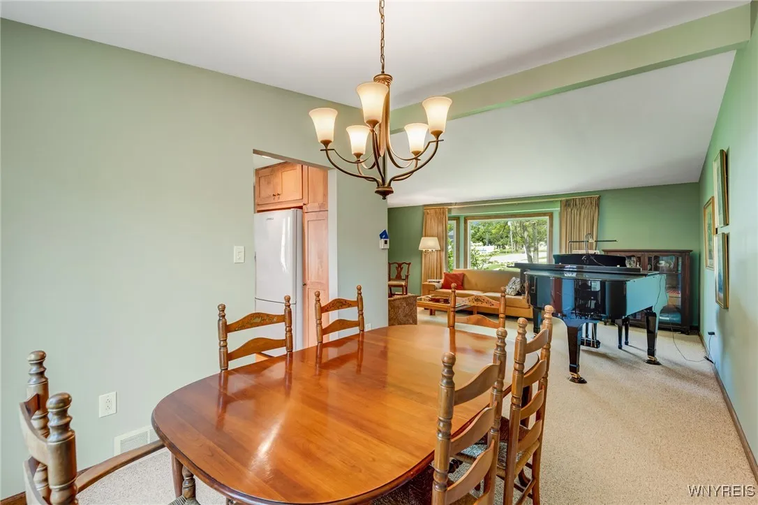 172 Shetland Drive, Amherst, New York 14221, Amherst, New York 14221, 4 Bedrooms Bedrooms, 13 Rooms Rooms,2 BathroomsBathrooms,Residential,Closed,172 Shetland Drive, Amherst, New York 14221,B1614065