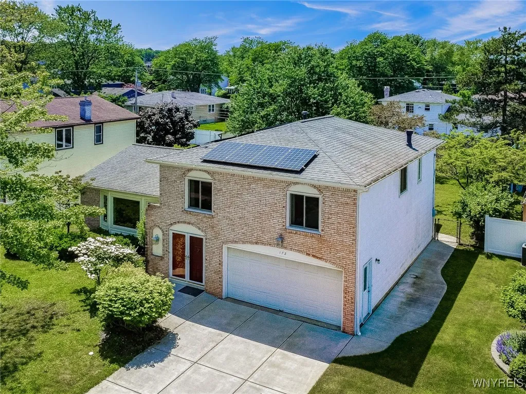 172 Shetland Drive, Amherst, New York 14221, Amherst, New York 14221, 4 Bedrooms Bedrooms, 13 Rooms Rooms,2 BathroomsBathrooms,Residential,Closed,172 Shetland Drive, Amherst, New York 14221,B1614065