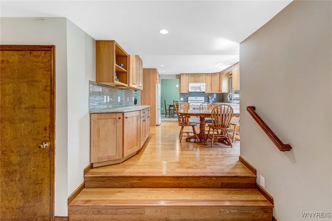172 Shetland Drive, Amherst, New York 14221, Amherst, New York 14221, 4 Bedrooms Bedrooms, 13 Rooms Rooms,2 BathroomsBathrooms,Residential,Closed,172 Shetland Drive, Amherst, New York 14221,B1614065