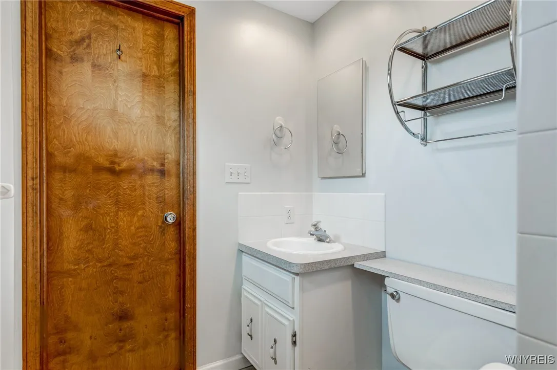 172 Shetland Drive, Amherst, New York 14221, Amherst, New York 14221, 4 Bedrooms Bedrooms, 13 Rooms Rooms,2 BathroomsBathrooms,Residential,Closed,172 Shetland Drive, Amherst, New York 14221,B1614065