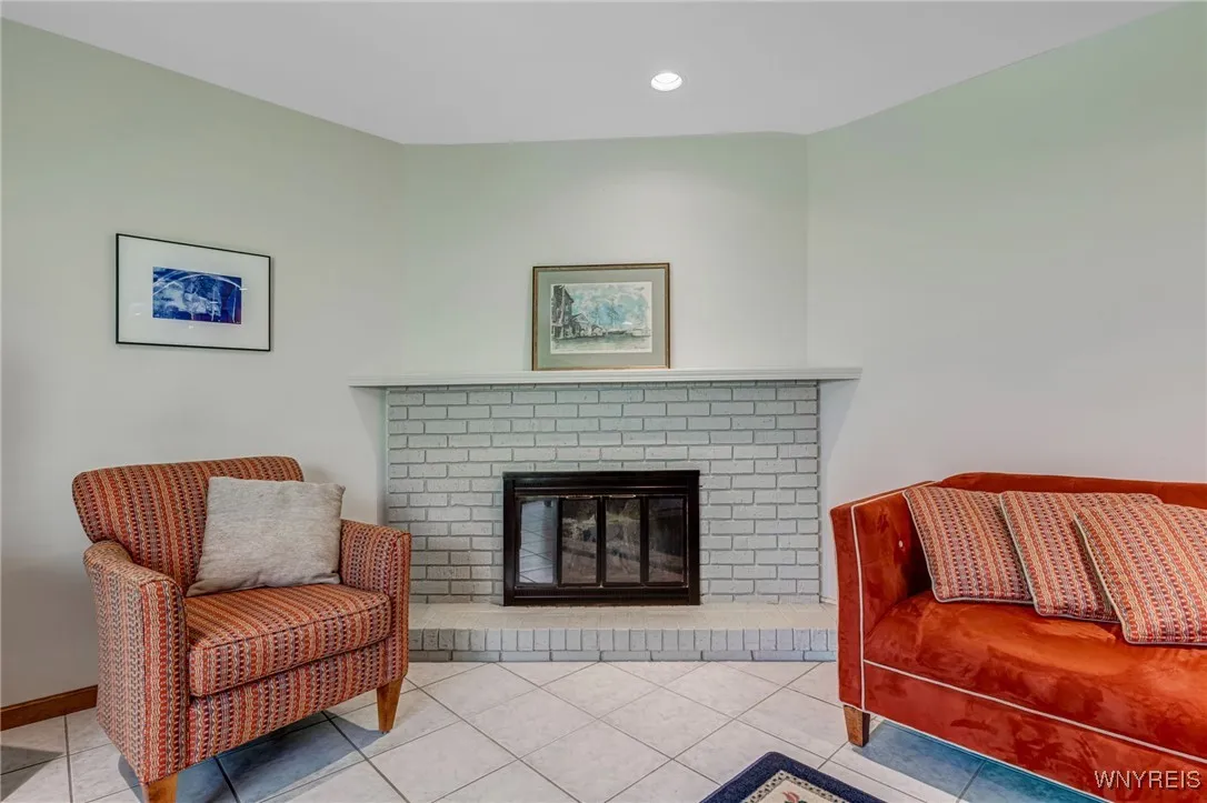 172 Shetland Drive, Amherst, New York 14221, Amherst, New York 14221, 4 Bedrooms Bedrooms, 13 Rooms Rooms,2 BathroomsBathrooms,Residential,Closed,172 Shetland Drive, Amherst, New York 14221,B1614065
