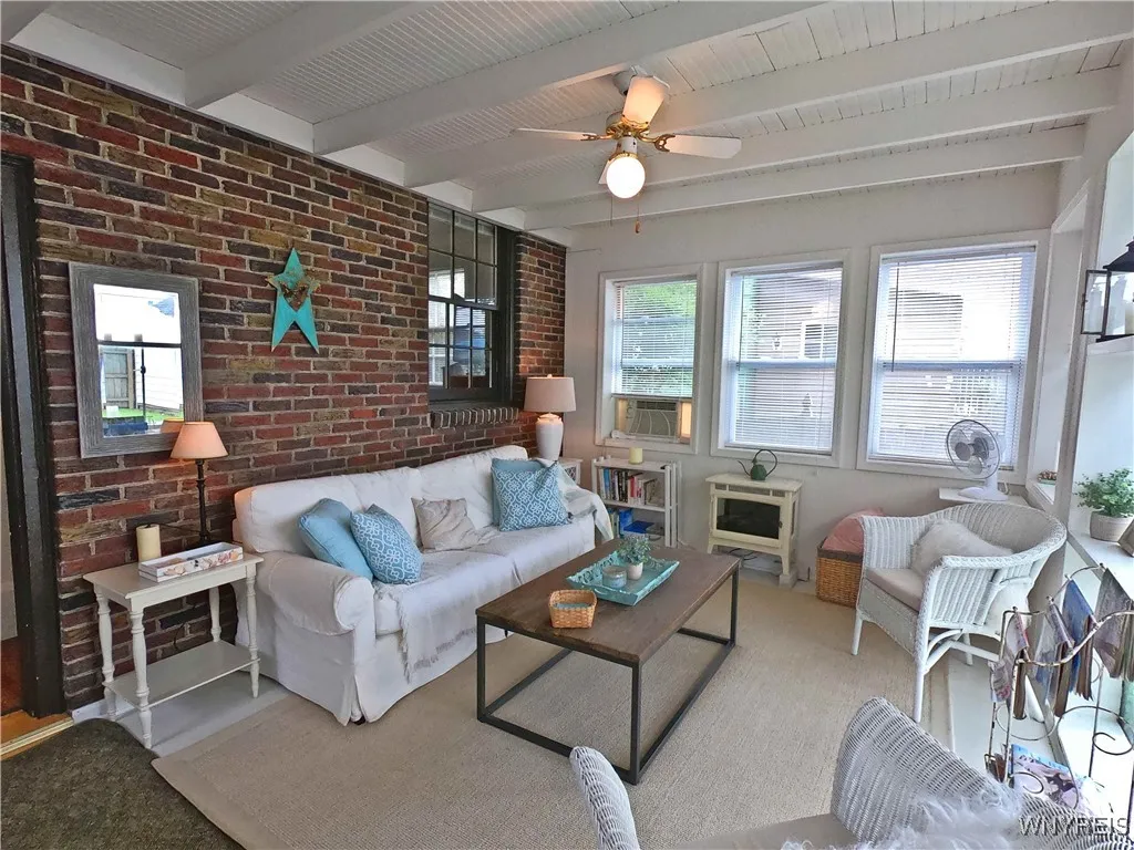 132 Southwood Drive, Tonawanda-town, New York 1422, Tonawanda, New York 14223, 3 Bedrooms Bedrooms, 6 Rooms Rooms,1 BathroomBathrooms,Residential,Closed,132 Southwood Drive, Tonawanda-town, New York 1422,B1613578
