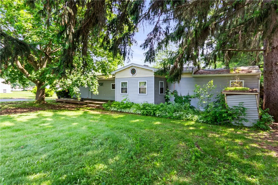 598 Frey Road, Macedon, New York 14502, Macedon, New York 14502, 3 Bedrooms Bedrooms, 5 Rooms Rooms,1 BathroomBathrooms,Residential,Closed,598 Frey Road, Macedon, New York 14502,0,R1614507