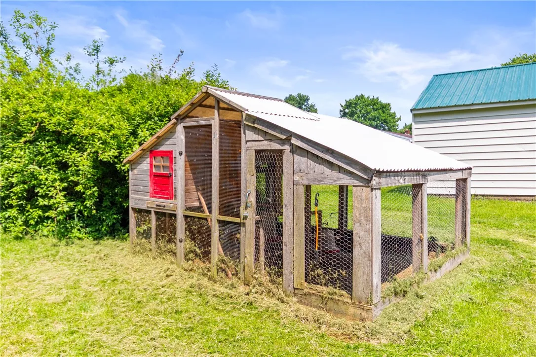 598 Frey Road, Macedon, New York 14502, Macedon, New York 14502, 3 Bedrooms Bedrooms, 5 Rooms Rooms,1 BathroomBathrooms,Residential,Closed,598 Frey Road, Macedon, New York 14502,0,R1614507