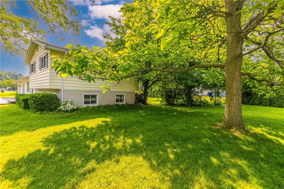 123 Harmony Drive, Greece, New York 14626, Greece, New York 14626, 4 Bedrooms Bedrooms, 8 Rooms Rooms,1 BathroomBathrooms,Residential,Closed,123 Harmony Drive, Greece, New York 14626,R1613543