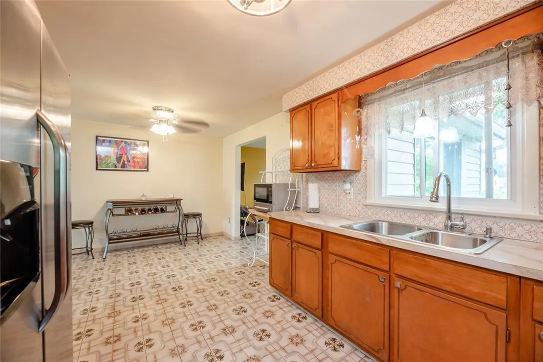 28 Drexel Drive, Gates, New York 14606, Gates, New York 14606, 3 Bedrooms Bedrooms, 8 Rooms Rooms,1 BathroomBathrooms,Residential,Closed,28 Drexel Drive, Gates, New York 14606,R1614004