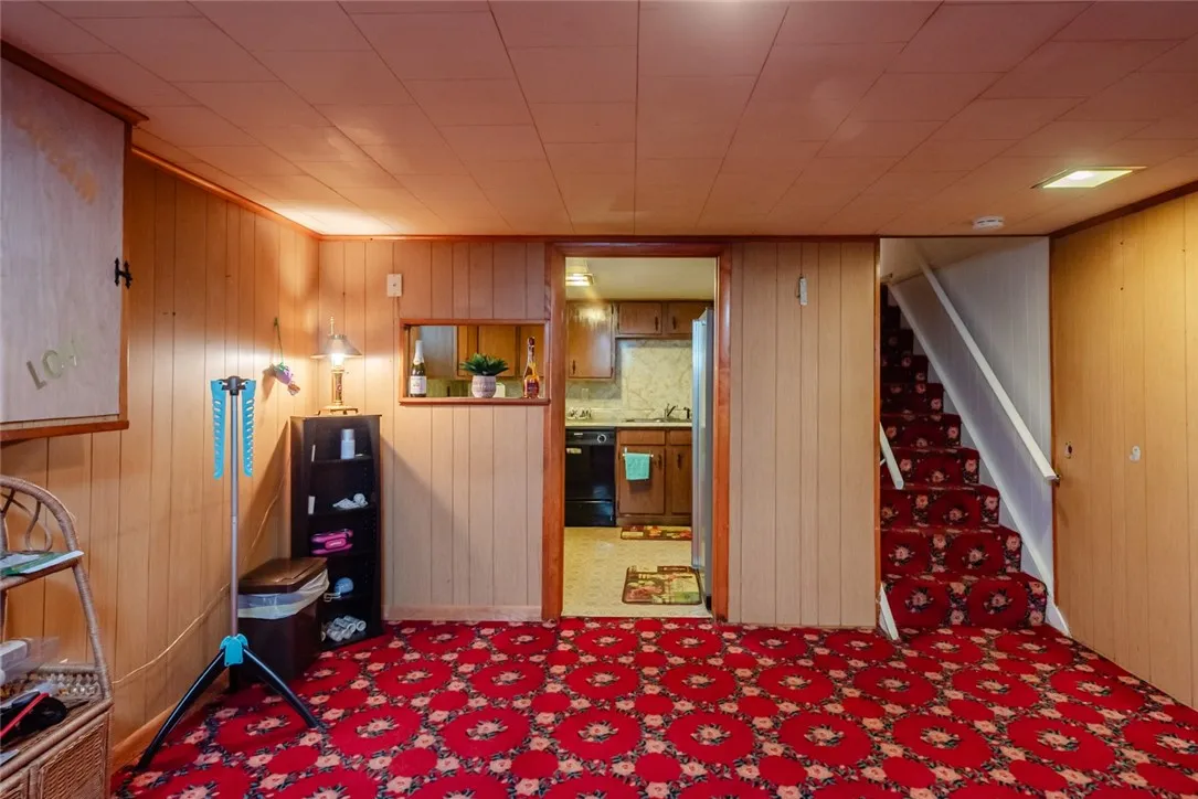 28 Drexel Drive, Gates, New York 14606, Gates, New York 14606, 3 Bedrooms Bedrooms, 8 Rooms Rooms,1 BathroomBathrooms,Residential,Closed,28 Drexel Drive, Gates, New York 14606,R1614004