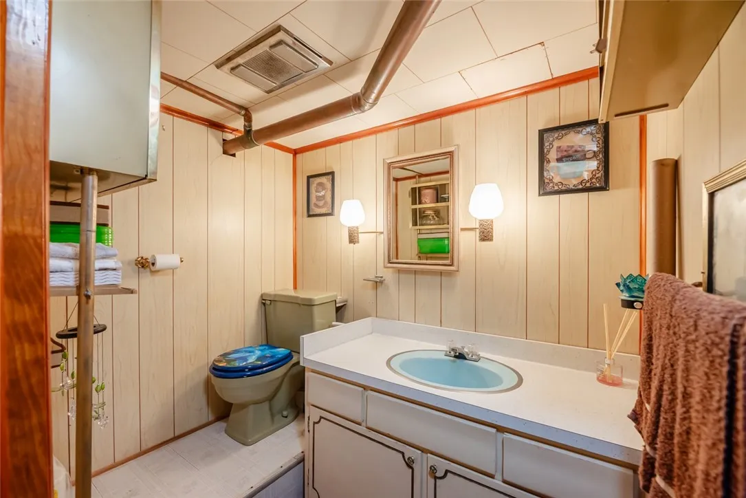 28 Drexel Drive, Gates, New York 14606, Gates, New York 14606, 3 Bedrooms Bedrooms, 8 Rooms Rooms,1 BathroomBathrooms,Residential,Closed,28 Drexel Drive, Gates, New York 14606,R1614004