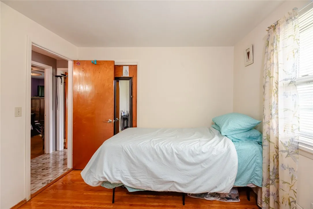 28 Drexel Drive, Gates, New York 14606, Gates, New York 14606, 3 Bedrooms Bedrooms, 8 Rooms Rooms,1 BathroomBathrooms,Residential,Closed,28 Drexel Drive, Gates, New York 14606,R1614004