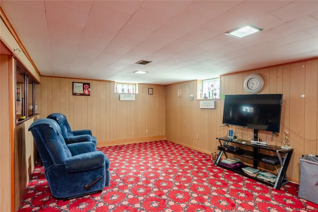 28 Drexel Drive, Gates, New York 14606, Gates, New York 14606, 3 Bedrooms Bedrooms, 8 Rooms Rooms,1 BathroomBathrooms,Residential,Closed,28 Drexel Drive, Gates, New York 14606,R1614004