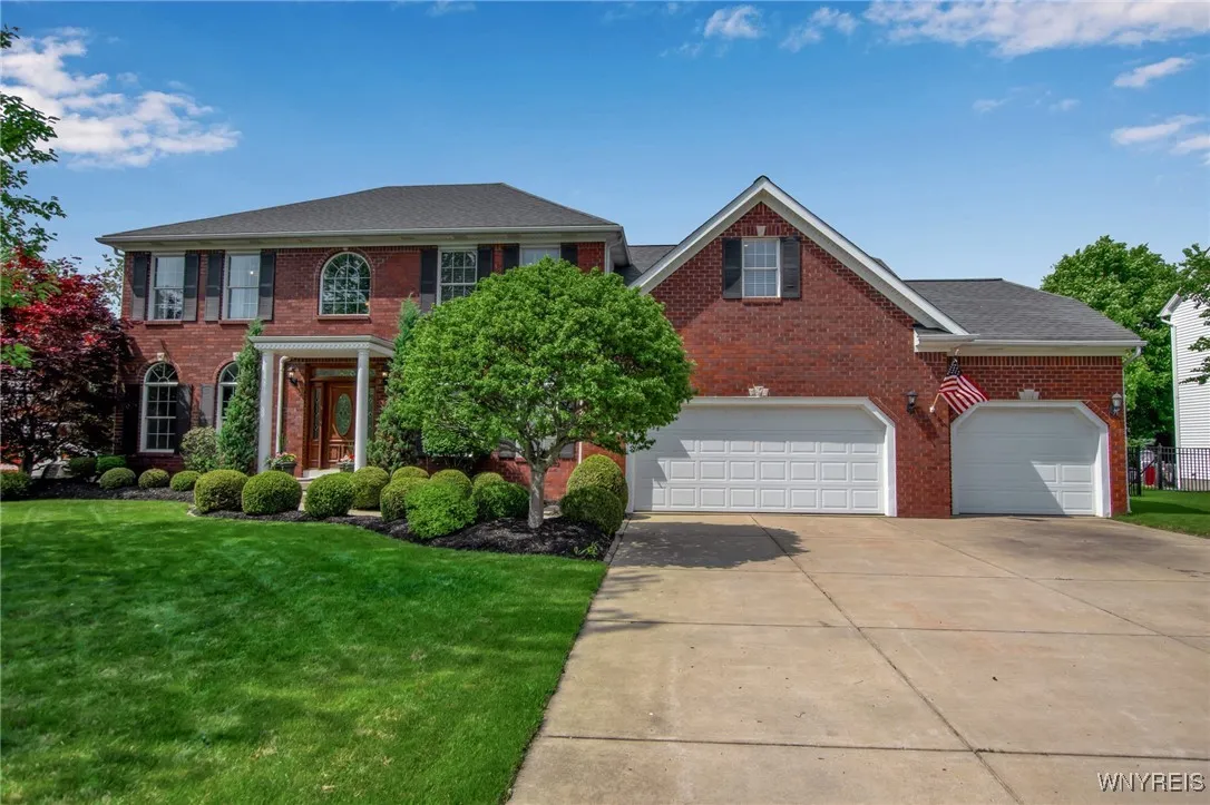 8787 Stonebriar Drive, Clarence, New York 14032, Clarence, New York 14032, 4 Bedrooms Bedrooms, 9 Rooms Rooms,2 BathroomsBathrooms,Residential,Closed,8787 Stonebriar Drive, Clarence, New York 14032,B1614527