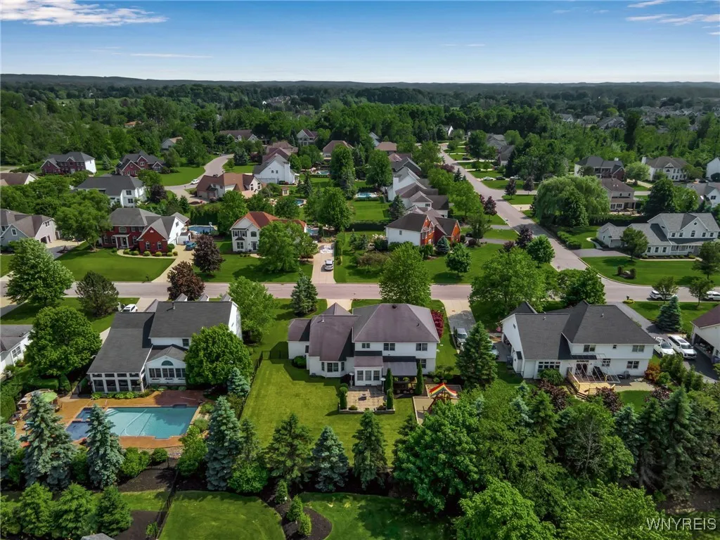 8787 Stonebriar Drive, Clarence, New York 14032, Clarence, New York 14032, 4 Bedrooms Bedrooms, 9 Rooms Rooms,2 BathroomsBathrooms,Residential,Closed,8787 Stonebriar Drive, Clarence, New York 14032,B1614527