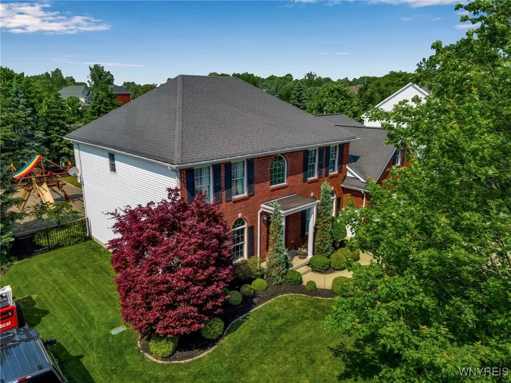 8787 Stonebriar Drive, Clarence, New York 14032, Clarence, New York 14032, 4 Bedrooms Bedrooms, 9 Rooms Rooms,2 BathroomsBathrooms,Residential,Closed,8787 Stonebriar Drive, Clarence, New York 14032,B1614527