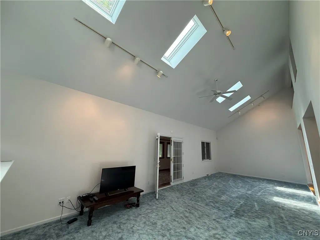 5326 Bunker Hill Way, Onondaga, New York 13207, Onondaga, New York 13207, 3 Bedrooms Bedrooms, 10 Rooms Rooms,3 BathroomsBathrooms,Residential,For Sale,5326 Bunker Hill Way, Onondaga, New York 13207,0,S1614254