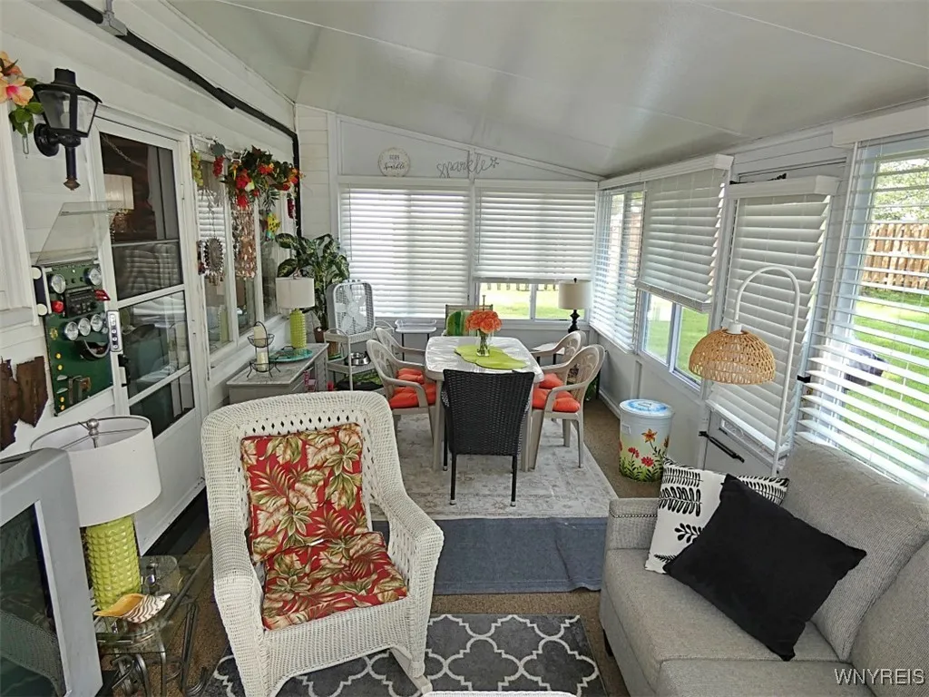 58 Dalewood Drive, Amherst, New York 14228, Amherst, New York 14228, 3 Bedrooms Bedrooms, 7 Rooms Rooms,1 BathroomBathrooms,Residential,Closed,58 Dalewood Drive, Amherst, New York 14228,0,B1614583