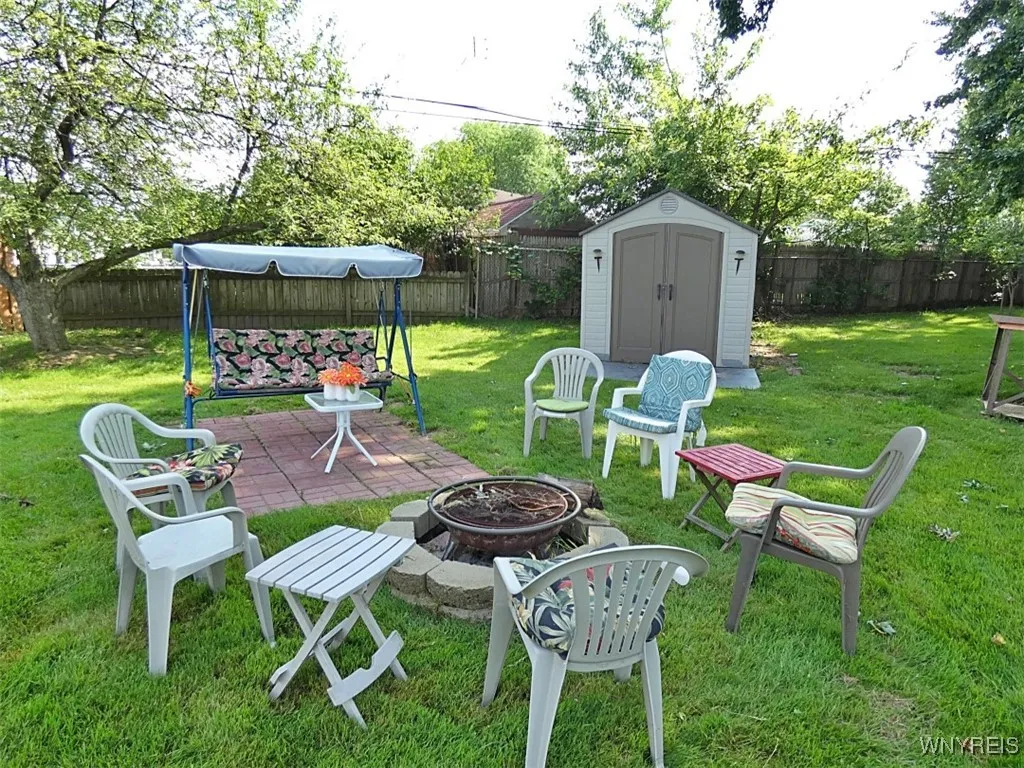 58 Dalewood Drive, Amherst, New York 14228, Amherst, New York 14228, 3 Bedrooms Bedrooms, 7 Rooms Rooms,1 BathroomBathrooms,Residential,Closed,58 Dalewood Drive, Amherst, New York 14228,0,B1614583