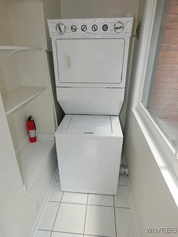 522 Franklin Street, Buffalo, New York 14202, Buffalo, New York 14202, 2 Bedrooms Bedrooms, 6 Rooms Rooms,1 BathroomBathrooms,Residential Lease,For Rent,522 Franklin Street, Buffalo, New York 14202,B1614614