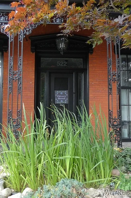 522 Franklin Street, Buffalo, New York 14202, Buffalo, New York 14202, 2 Bedrooms Bedrooms, 6 Rooms Rooms,1 BathroomBathrooms,Residential Lease,For Rent,522 Franklin Street, Buffalo, New York 14202,B1614614