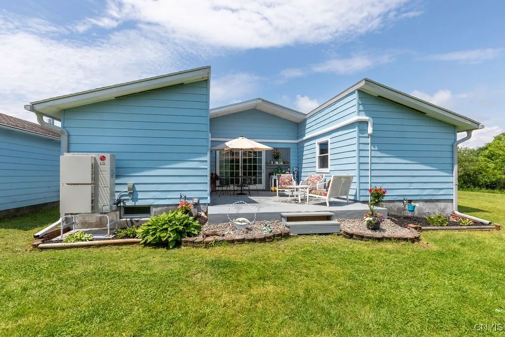 Enclosed deck makes a beautiful 3 season space