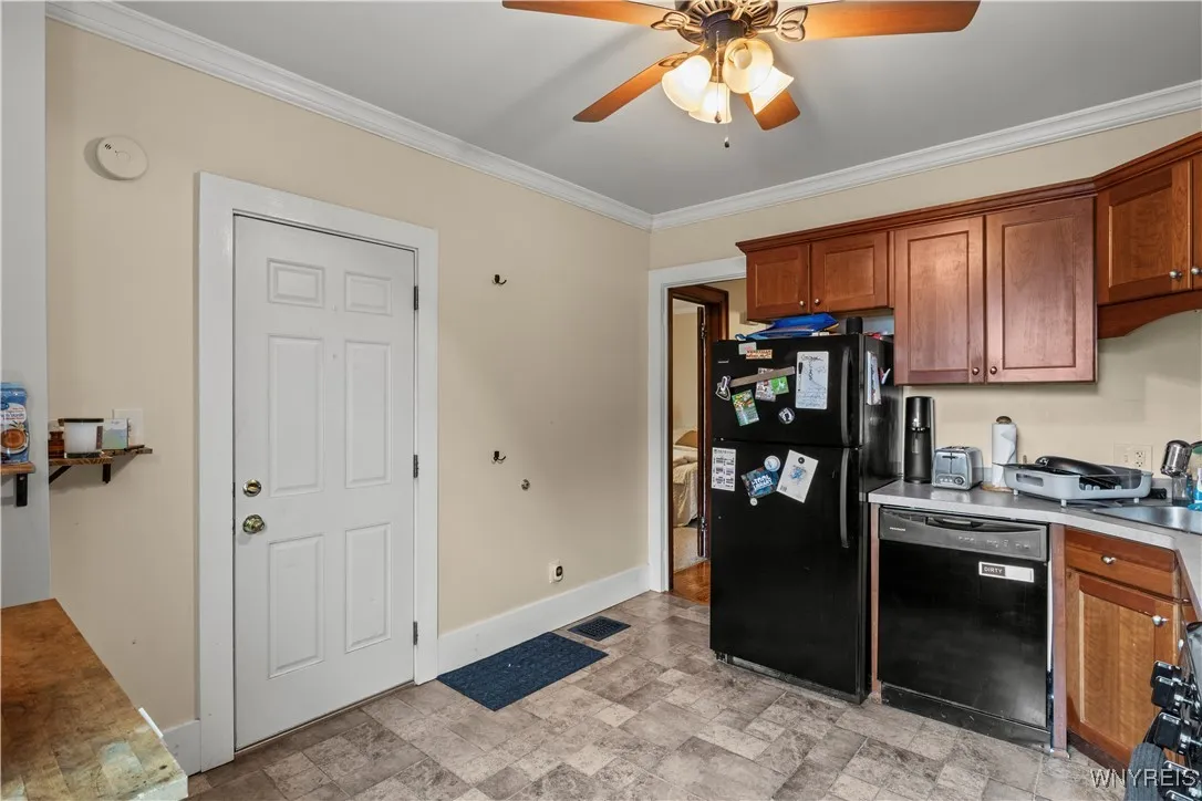 343 Baynes Street, Buffalo, New York 14213, Buffalo, New York 14213, 6 Bedrooms Bedrooms, ,2 BathroomsBathrooms,Residential,Closed,343 Baynes Street, Buffalo, New York 14213,0,B1614385
