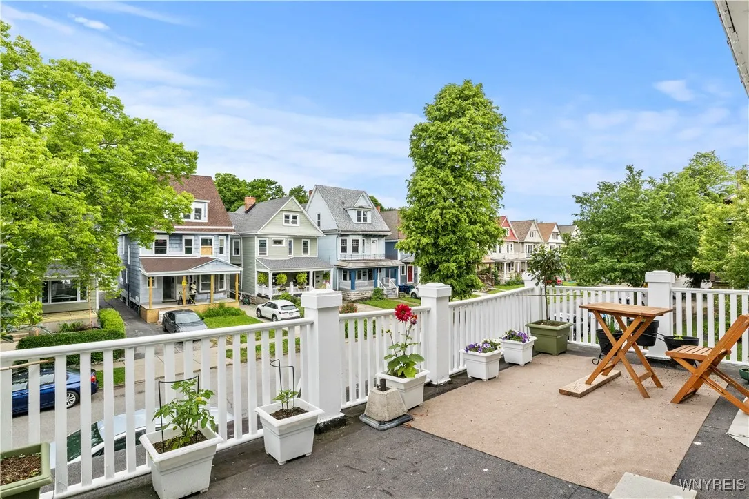 343 Baynes Street, Buffalo, New York 14213, Buffalo, New York 14213, 6 Bedrooms Bedrooms, ,2 BathroomsBathrooms,Residential,Closed,343 Baynes Street, Buffalo, New York 14213,0,B1614385