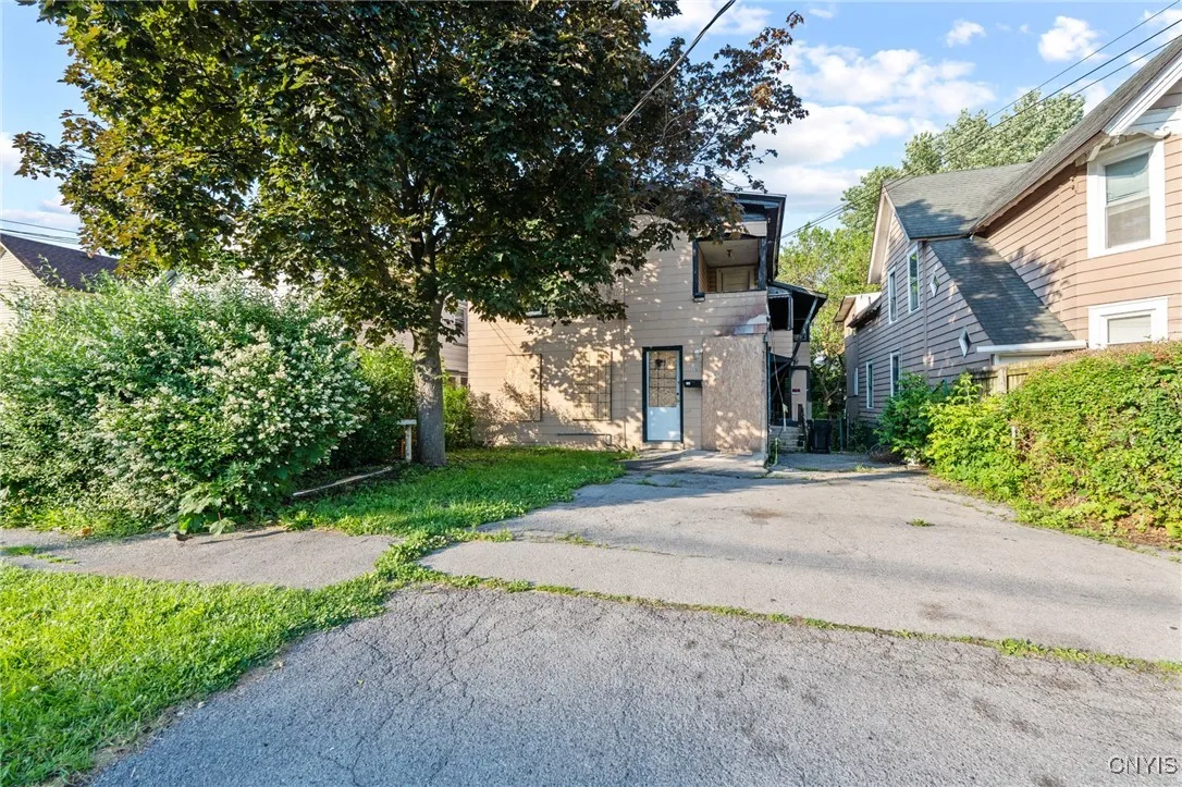 1310 Willis Avenue, Syracuse, New York 13204, Syracuse, New York 13204, 10 Bedrooms Bedrooms, ,4 BathroomsBathrooms,Residential,Closed,1310 Willis Avenue, Syracuse, New York 13204,S1605764