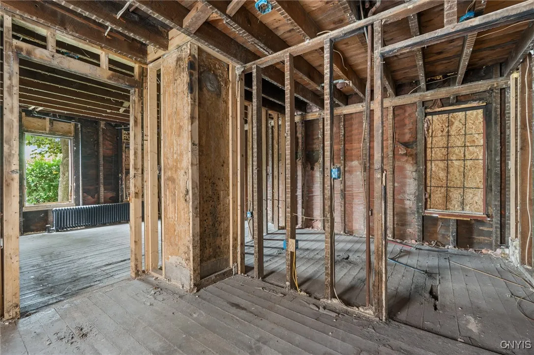 1310 Willis Avenue, Syracuse, New York 13204, Syracuse, New York 13204, 10 Bedrooms Bedrooms, ,4 BathroomsBathrooms,Residential,Closed,1310 Willis Avenue, Syracuse, New York 13204,S1605764