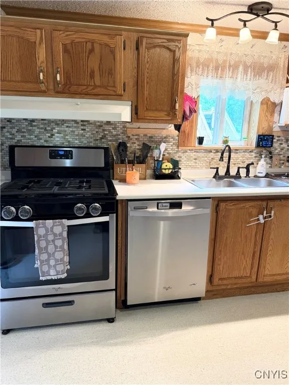 446 Berberick Road, Litchfield, New York 13340, Litchfield, New York 13340, 3 Bedrooms Bedrooms, 10 Rooms Rooms,2 BathroomsBathrooms,Residential,Closed,446 Berberick Road, Litchfield, New York 13340,0,S1614361