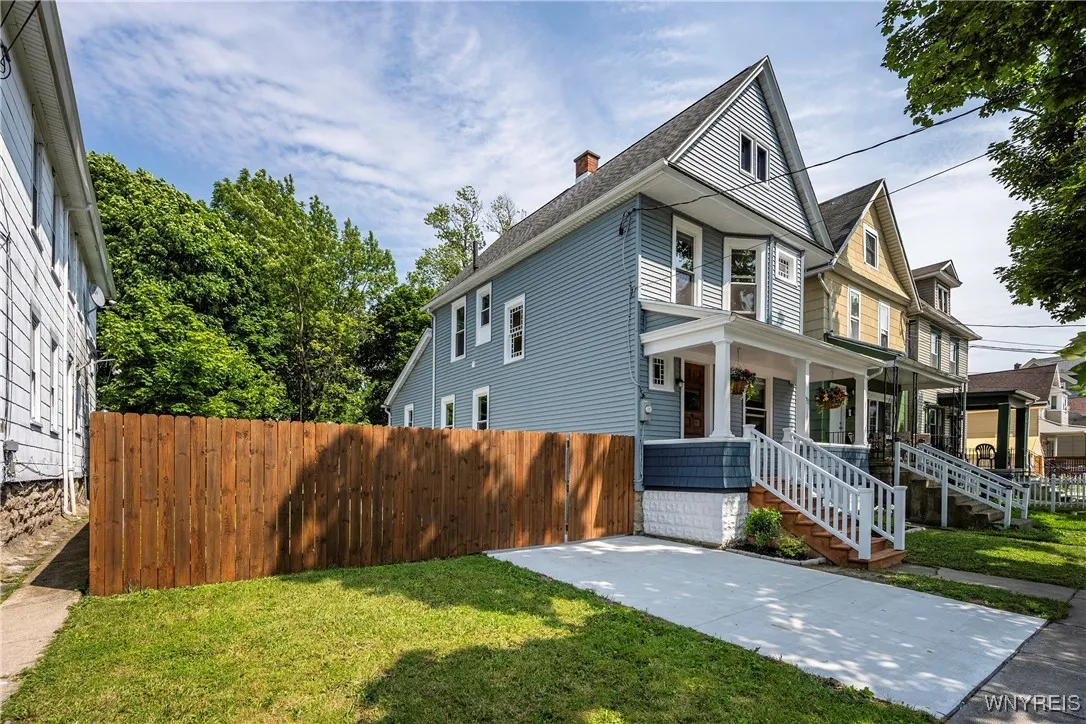 731 Plymouth Avenue, Buffalo, New York 14213, Buffalo, New York 14213, 3 Bedrooms Bedrooms, 7 Rooms Rooms,1 BathroomBathrooms,Residential,Closed,731 Plymouth Avenue, Buffalo, New York 14213,B1614480