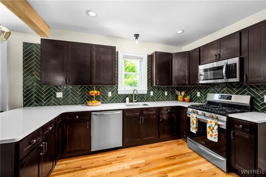 731 Plymouth Avenue, Buffalo, New York 14213, Buffalo, New York 14213, 3 Bedrooms Bedrooms, 7 Rooms Rooms,1 BathroomBathrooms,Residential,Closed,731 Plymouth Avenue, Buffalo, New York 14213,B1614480
